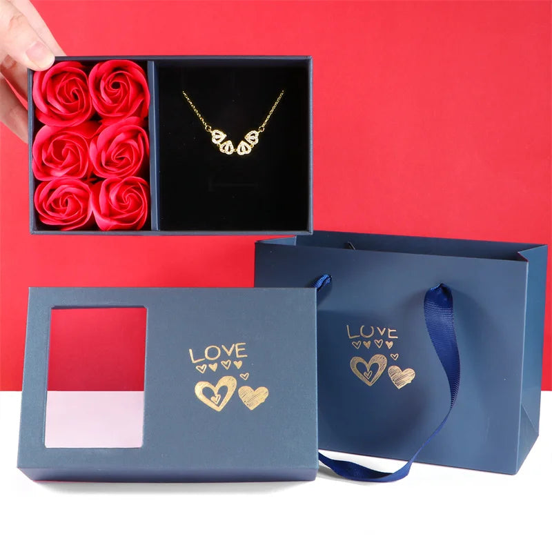Magnetic Heart Clover Necklace